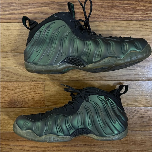 Nike Foamposite Pine Green - Picture 2 of 7